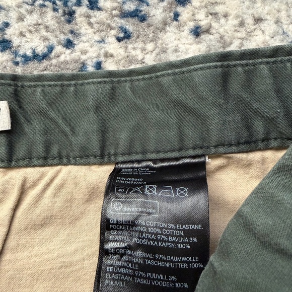 H&M Olive Chinos for Men - Picture 4 of 10